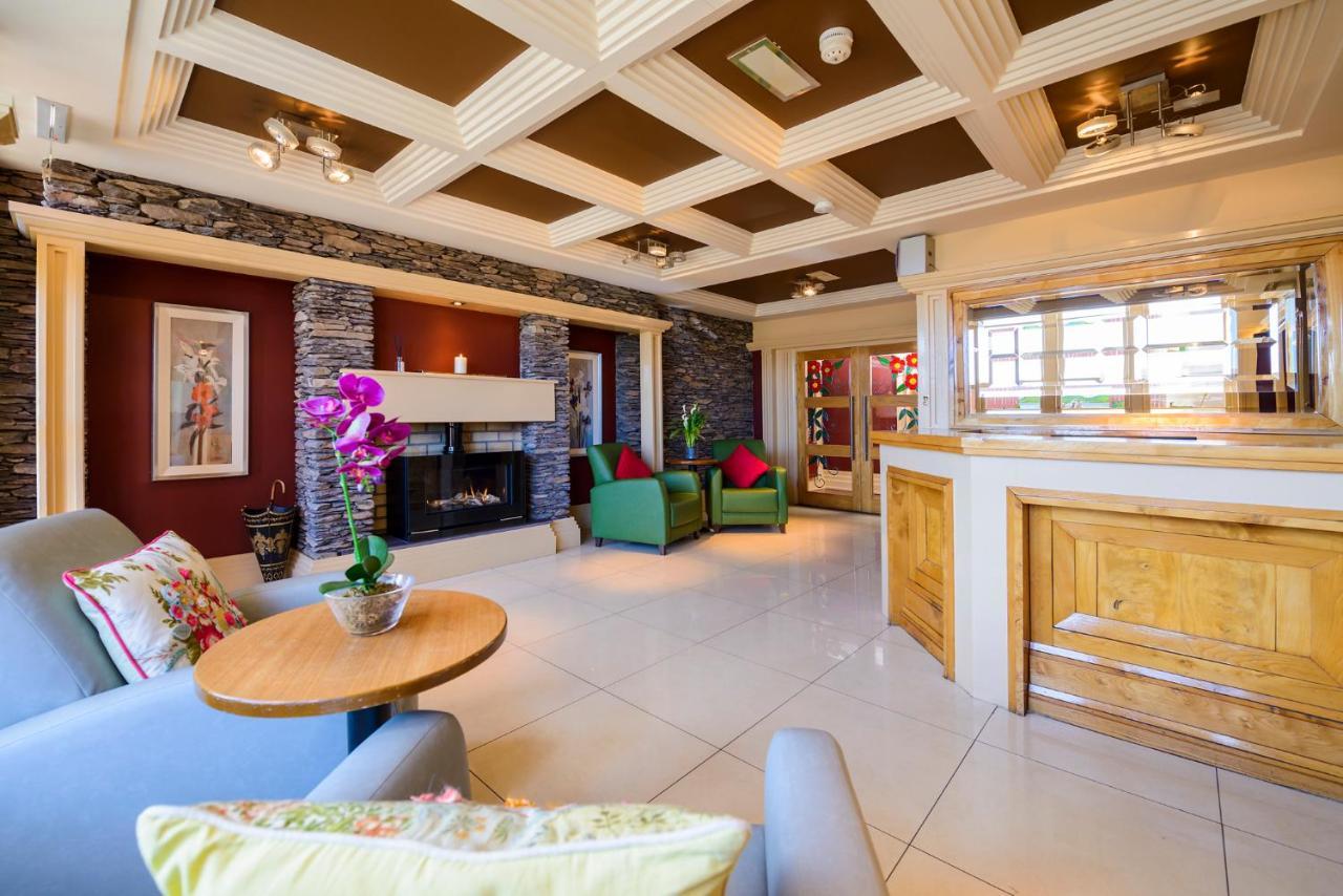 Dingle Bay Hotel Екстериор снимка