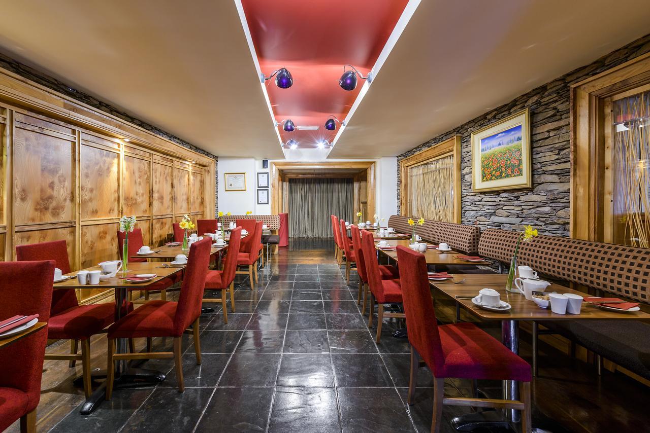 Dingle Bay Hotel Екстериор снимка