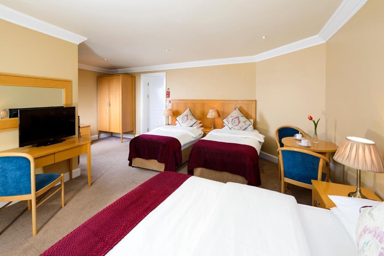 Dingle Bay Hotel Екстериор снимка